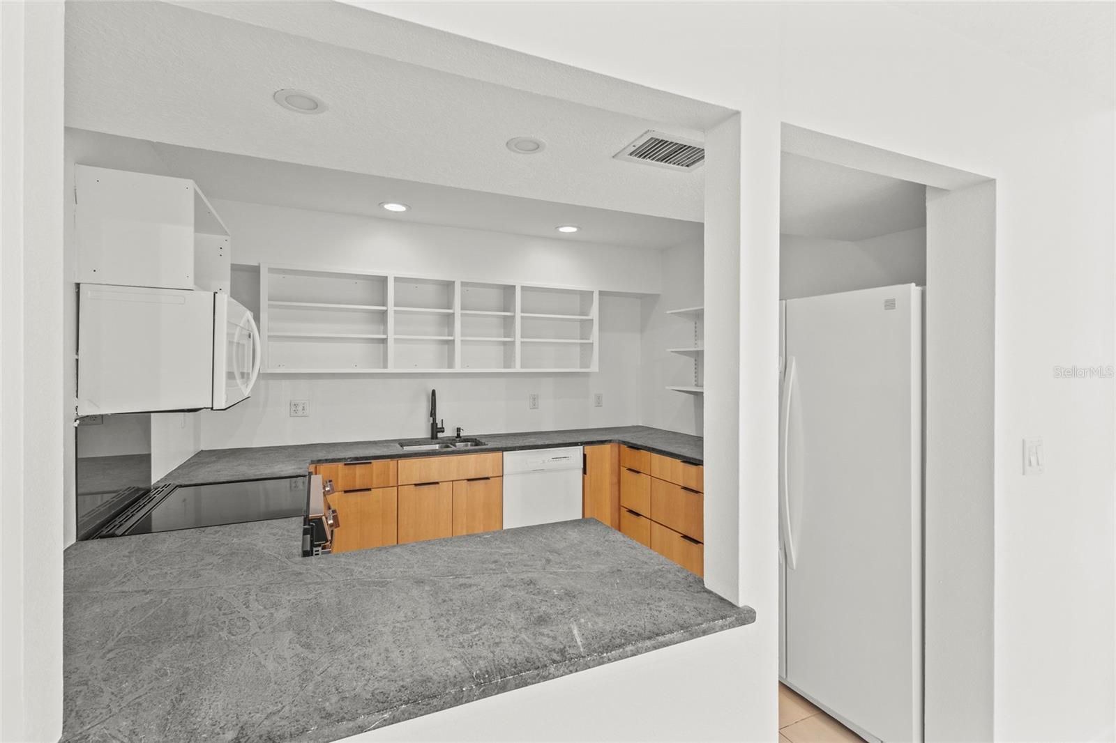 PELICAN COVE VII - Residential