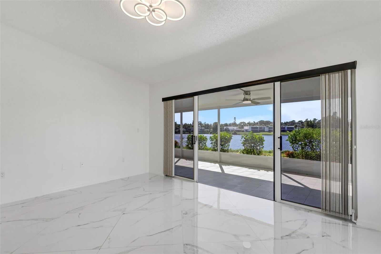 SPRING LAKES VII - Residential