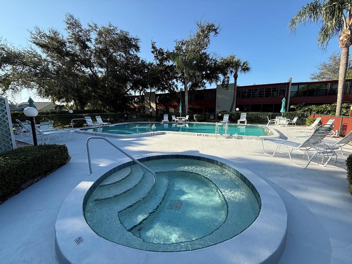 SPRING LAKES VII - Residential