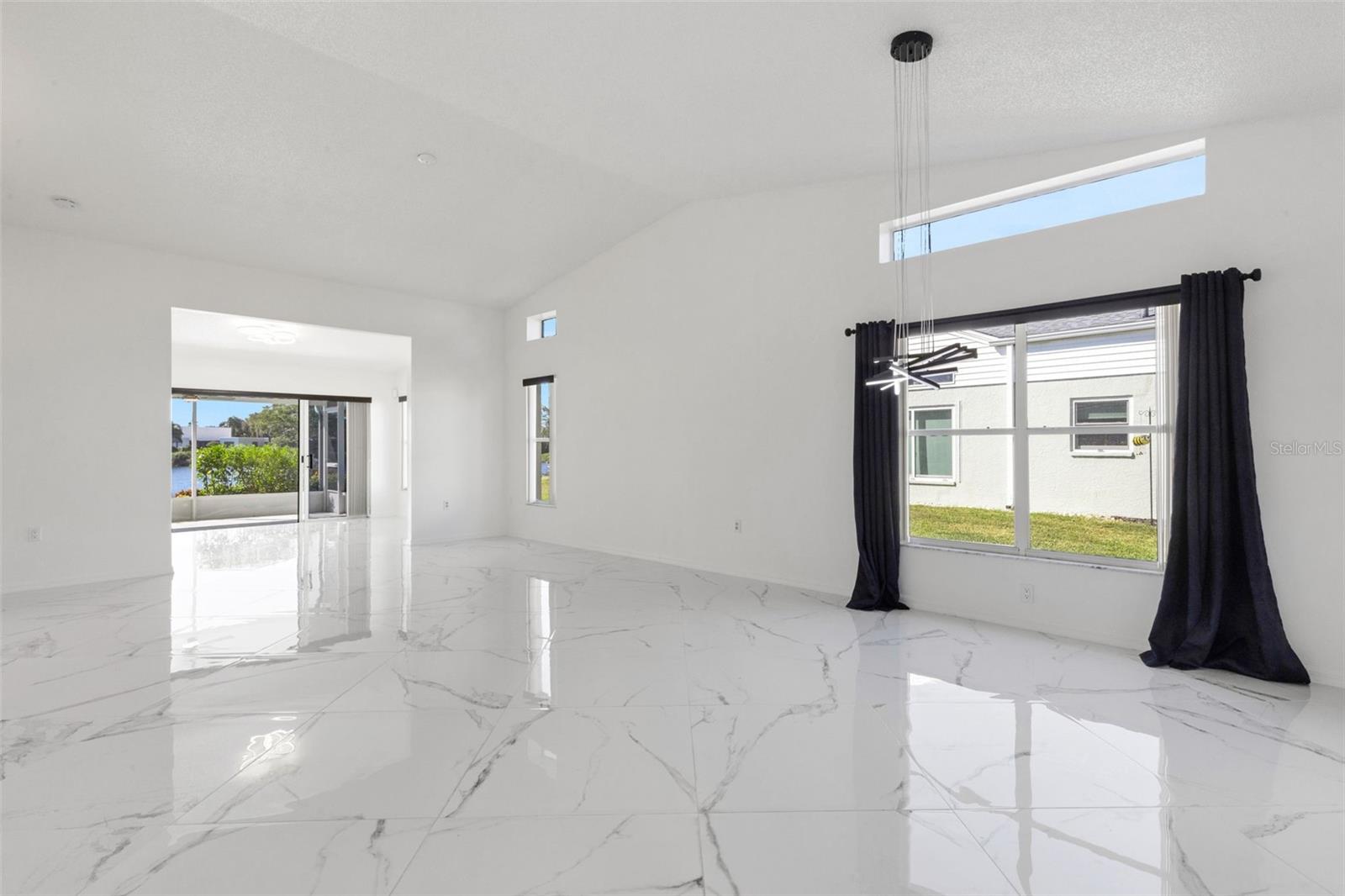 SPRING LAKES VII - Residential