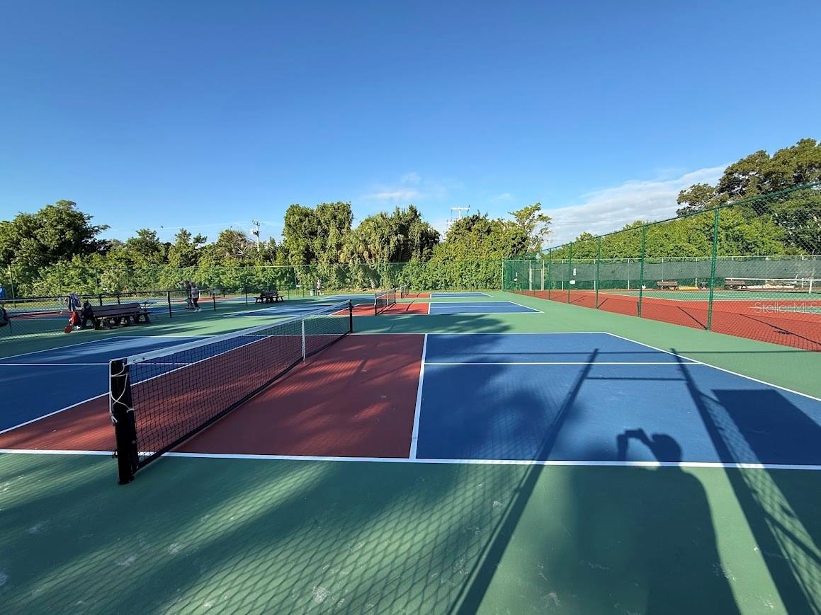 SPRING LAKES VII - Residential