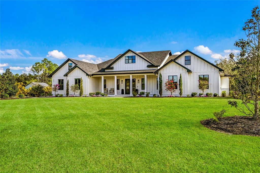 Photo of 7521 226th Street E, Bradenton, FL 34211 (MLS # A4676535)