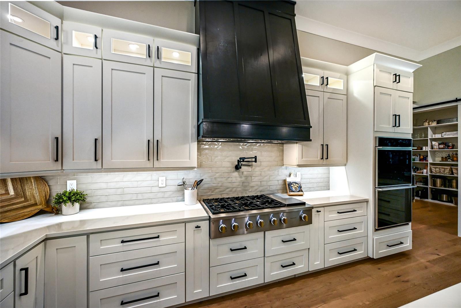 POMELLO CITY CENTRAL UNIT - Residential