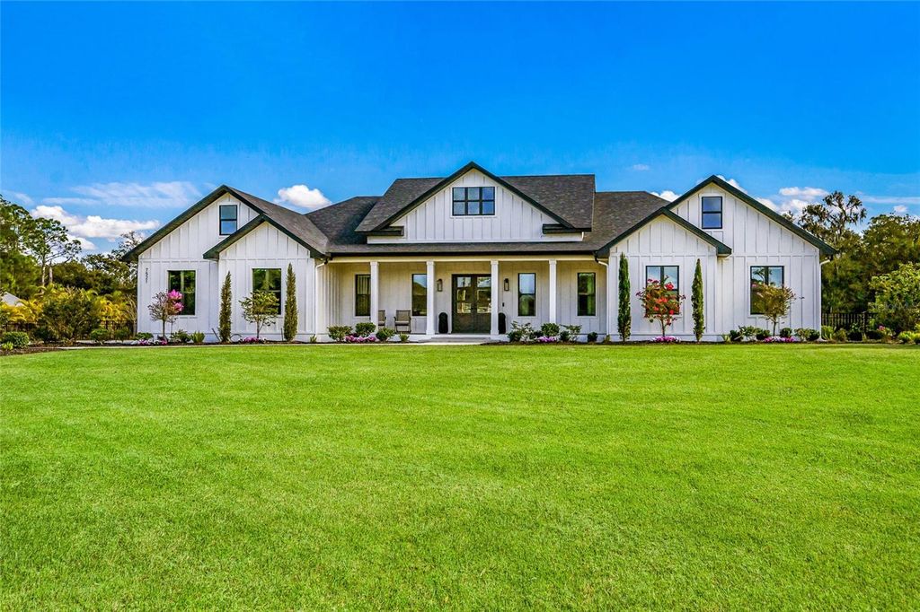 Photo of 7521 226th Street E, Bradenton, FL 34211 (MLS # A4676535)