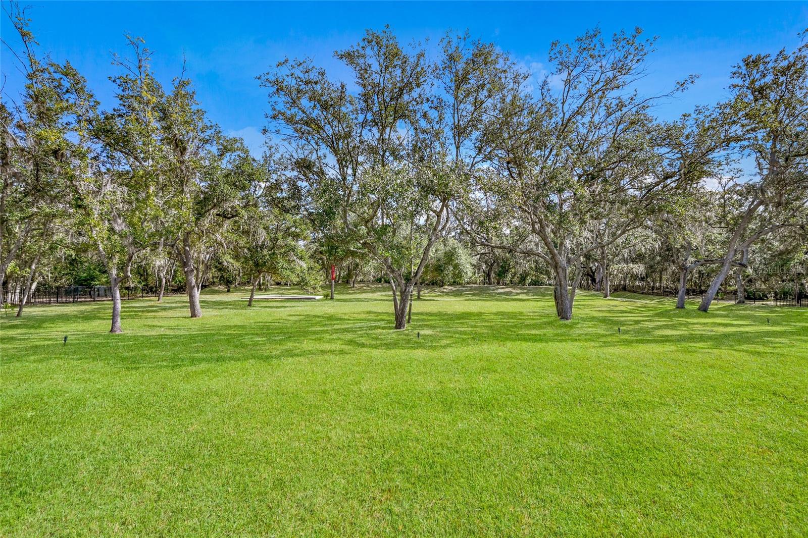 POMELLO CITY CENTRAL UNIT - Residential