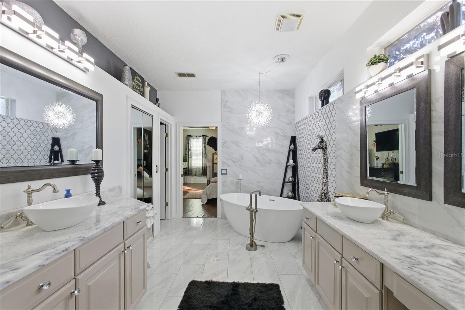 BEAR STONE - Residential