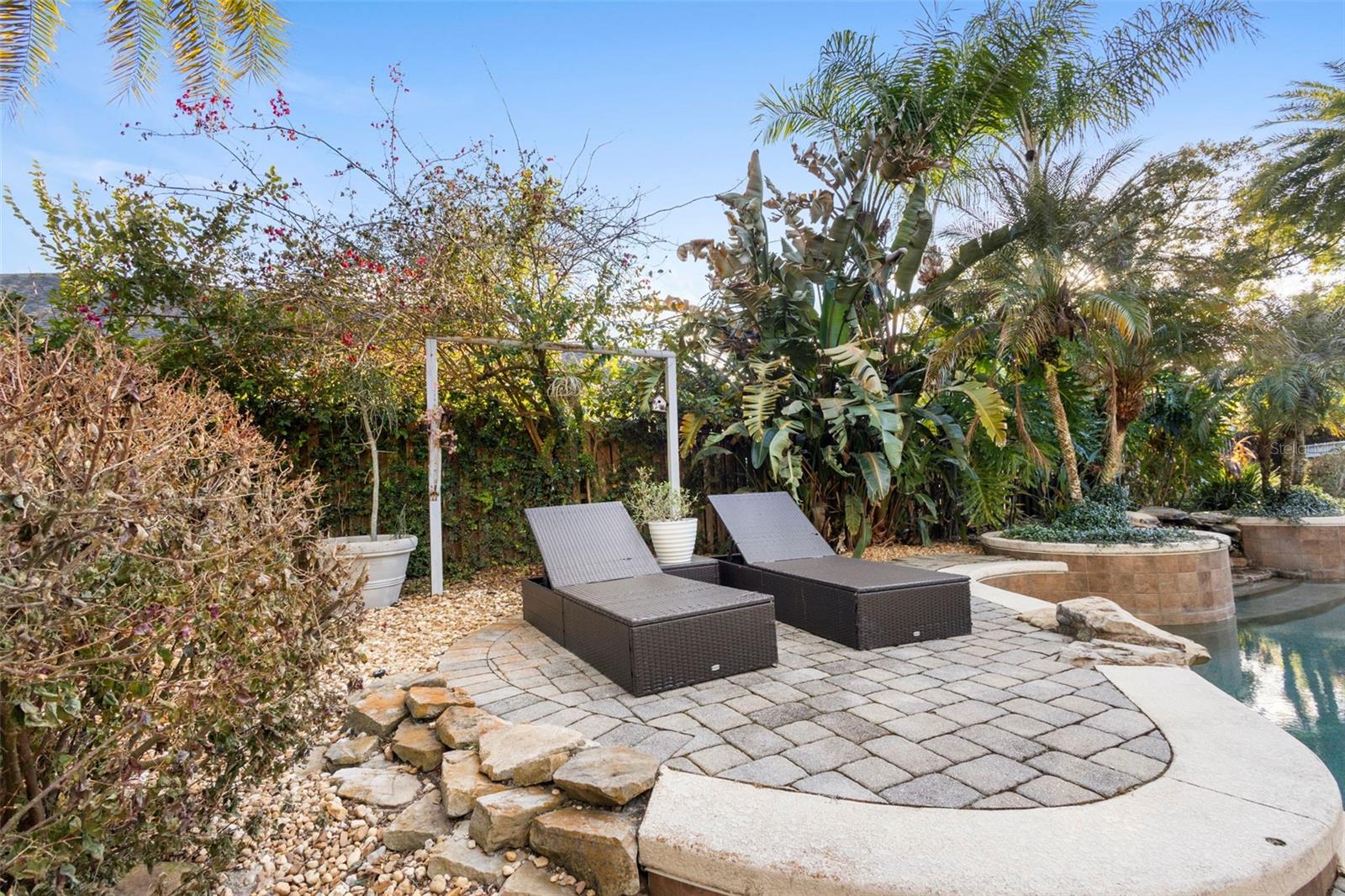 BEAR STONE - Residential