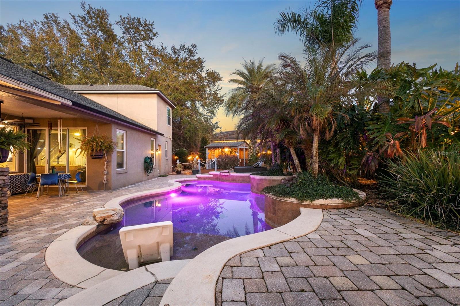 BEAR STONE - Residential