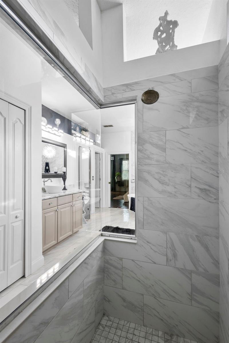 BEAR STONE - Residential