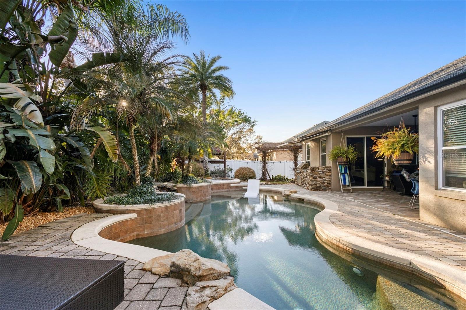 BEAR STONE - Residential