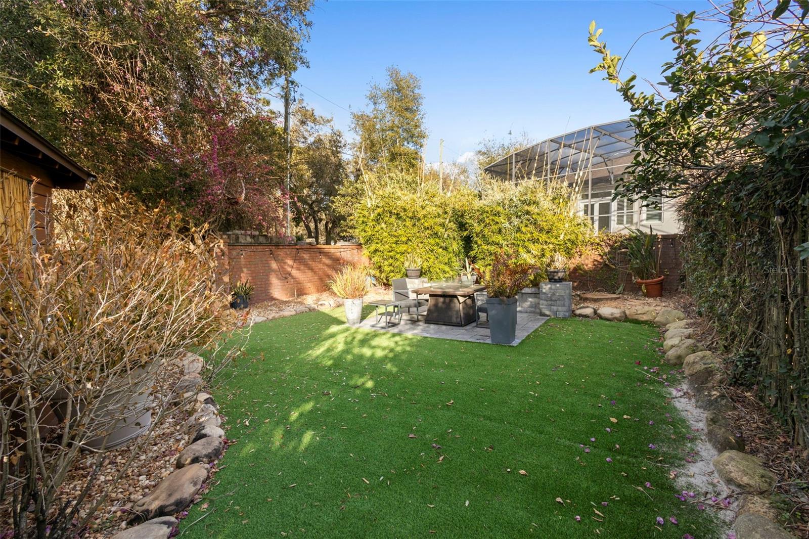 BEAR STONE - Residential