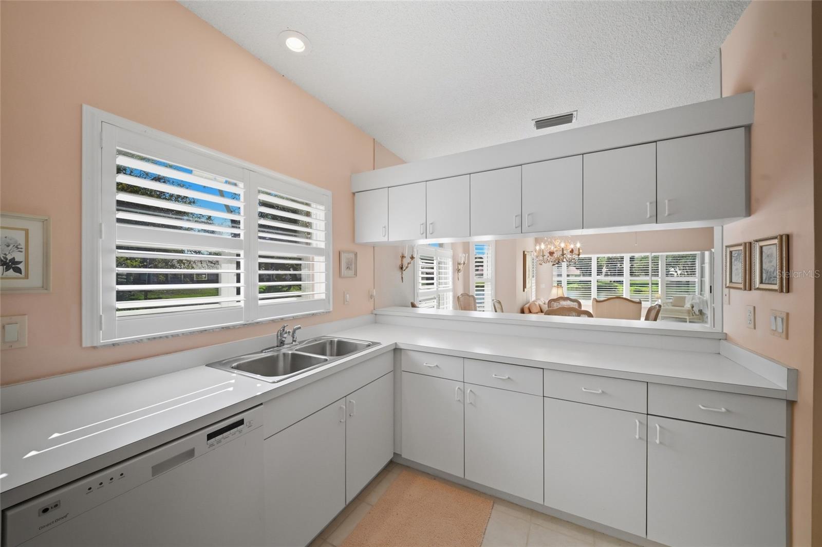 GARDEN LAKES VILLAS SEC 3 - Residential