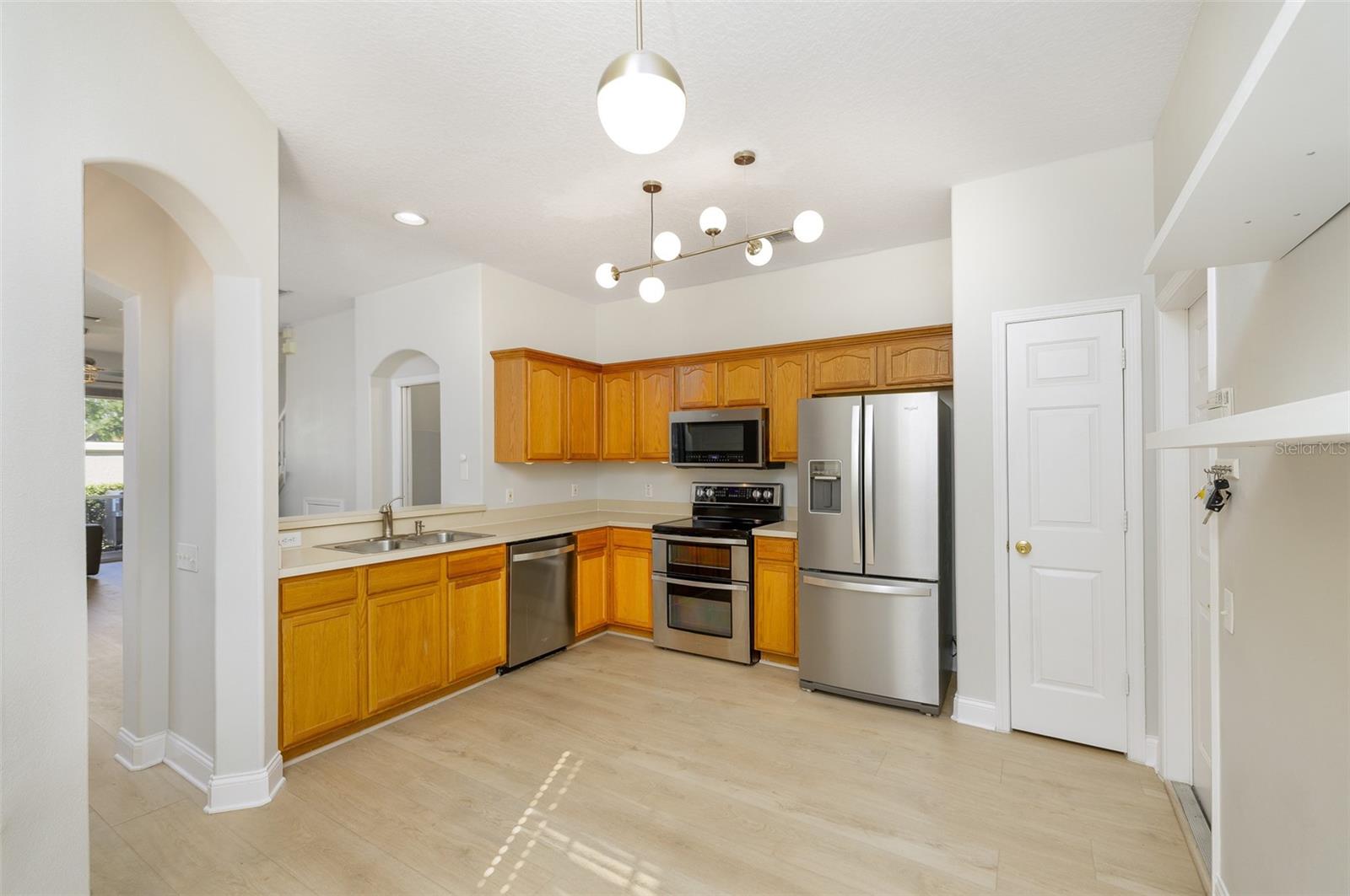 TOWNHOMES AT MILLBROOKE RANCH - Residential