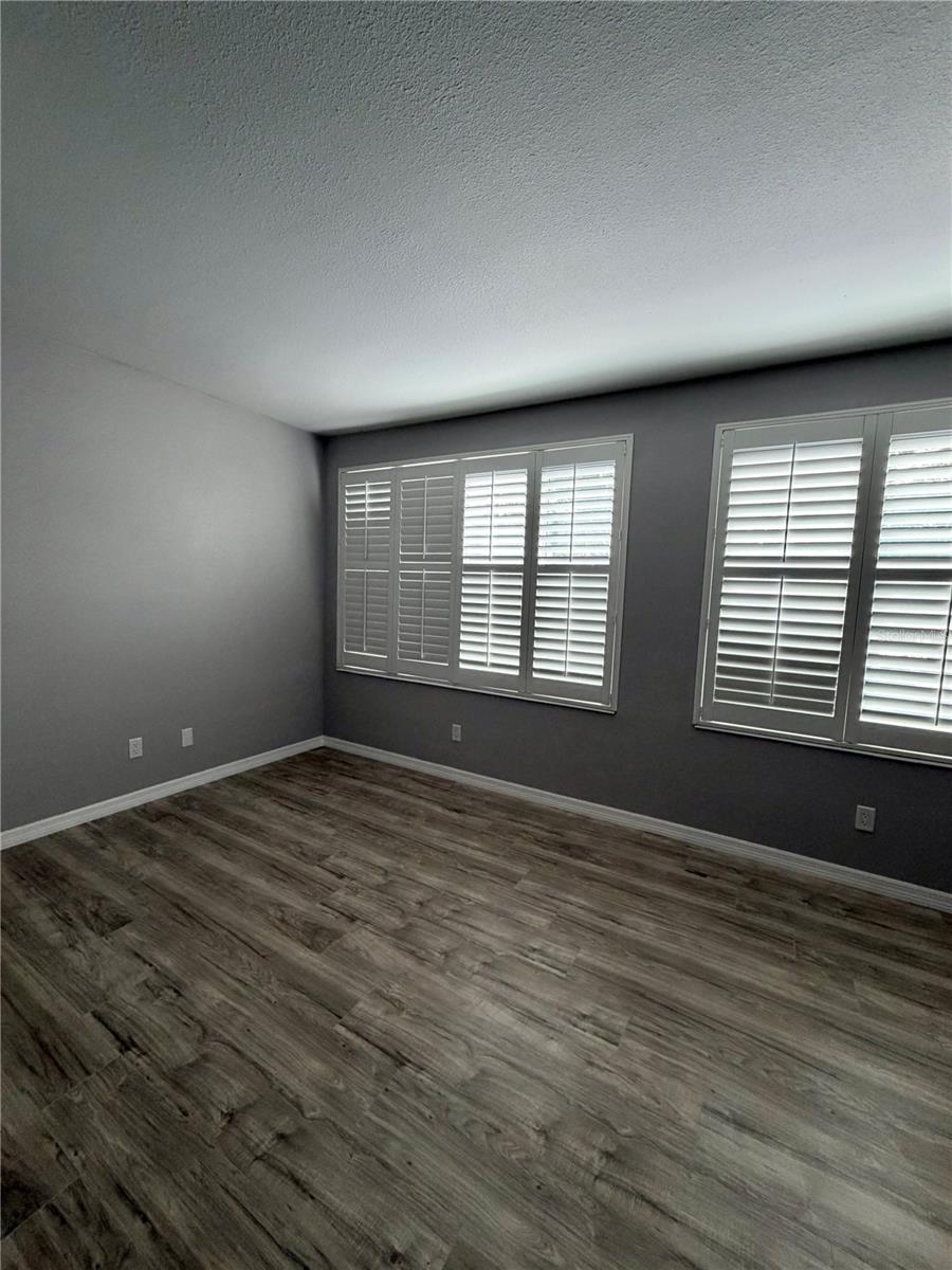 ON TOP OF THE WORLD - Residential Lease