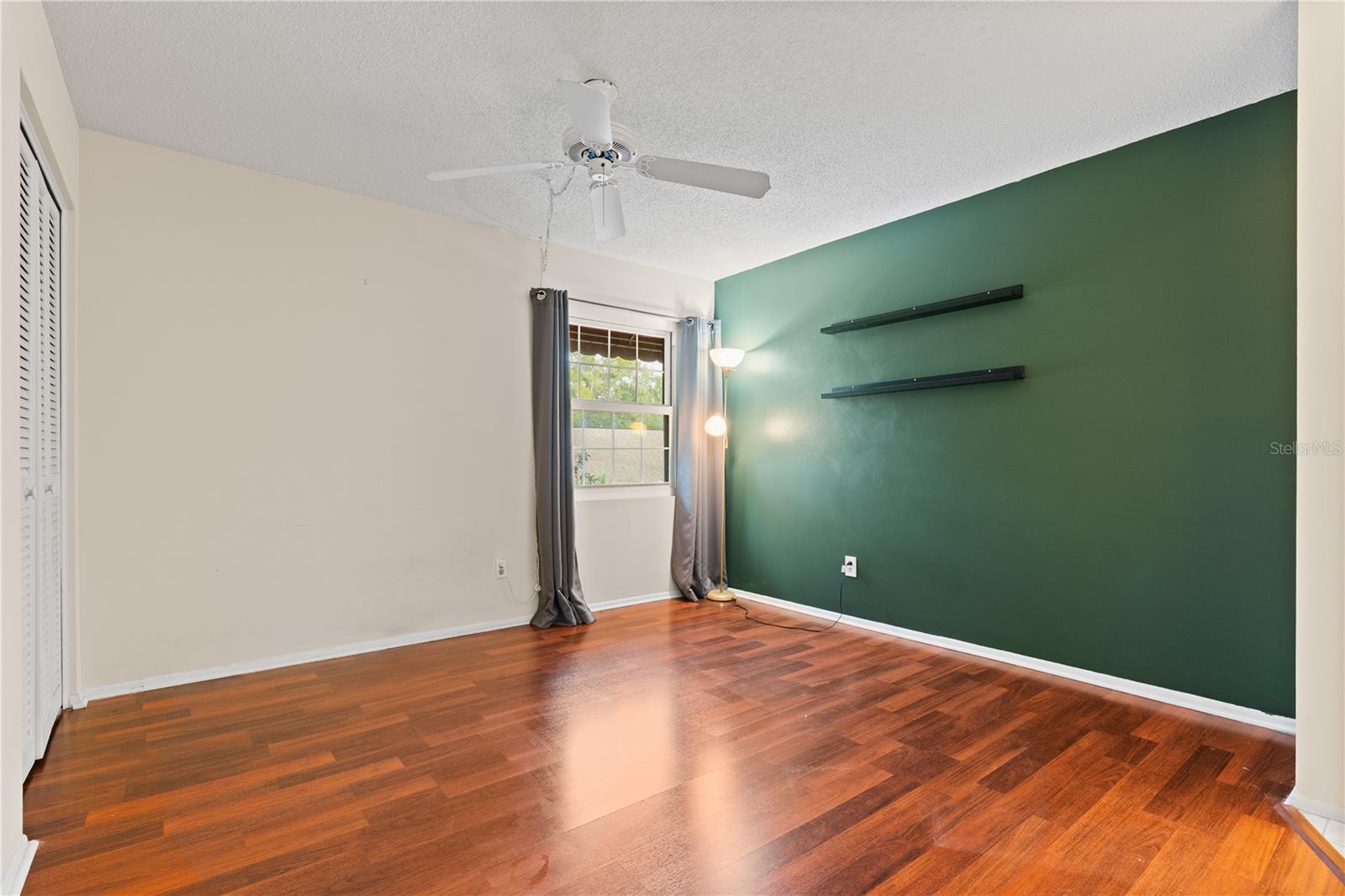 LAURELON VILLAGE OF MEADOWOOD - Residential