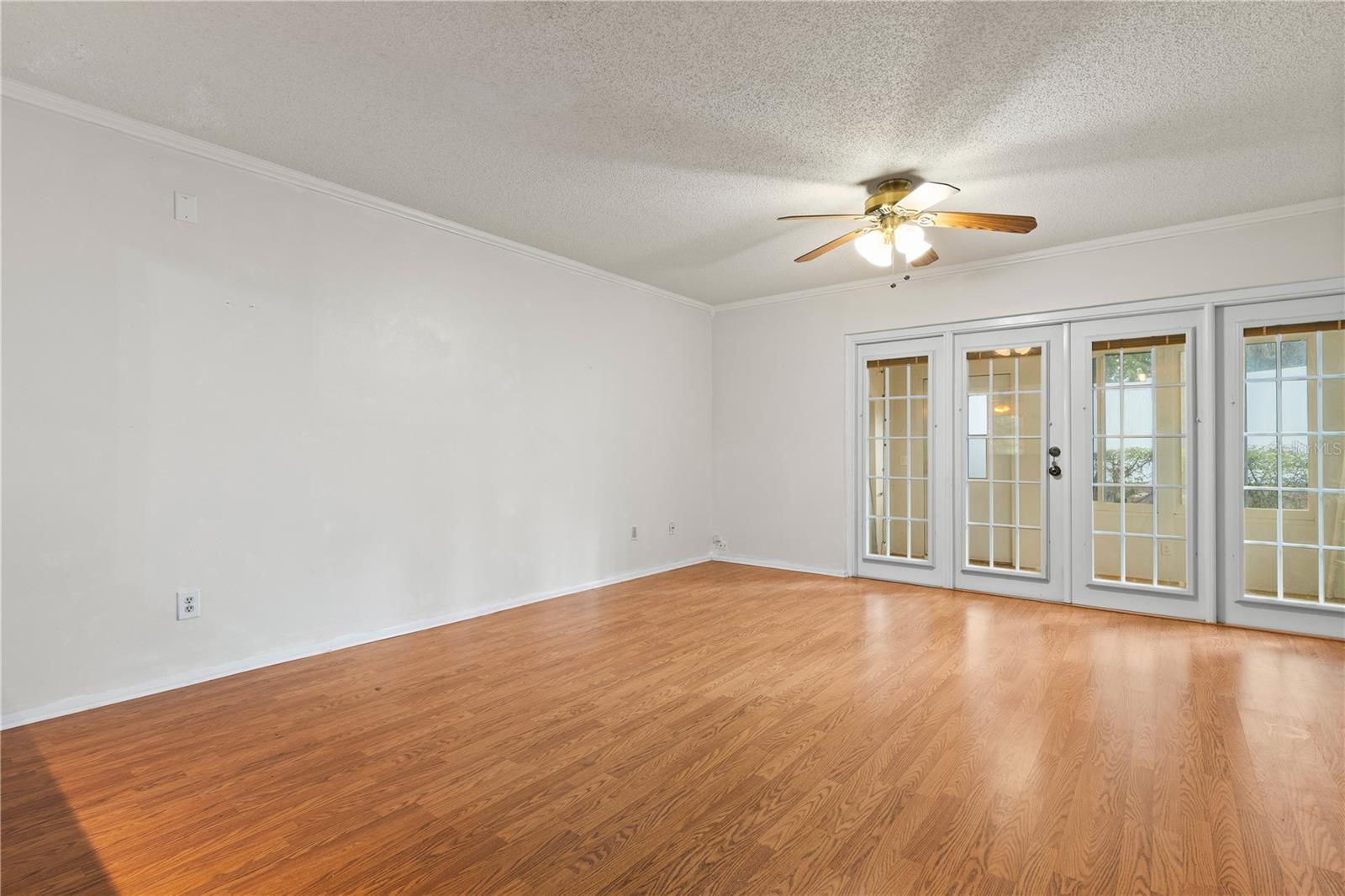 LAURELON VILLAGE OF MEADOWOOD - Residential