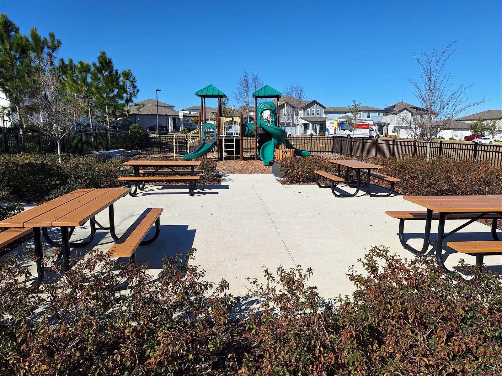 VILLAGES AT MINNEOLA HILLS PHASE 1B - Residential