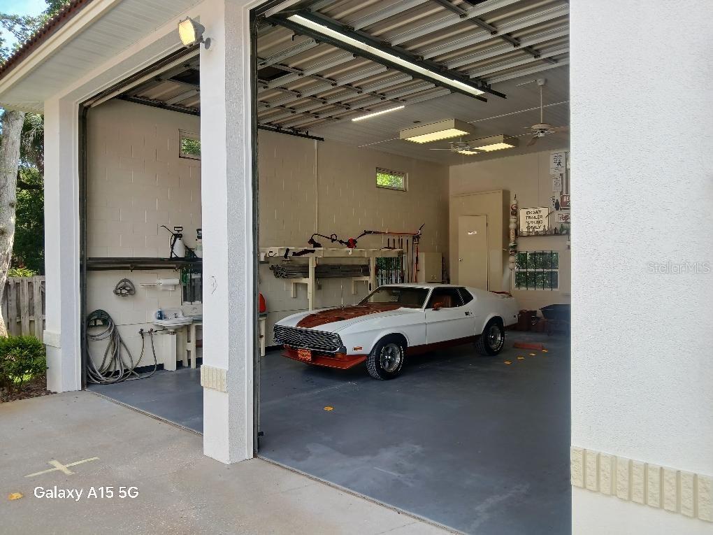 INLET OAKS - Residential