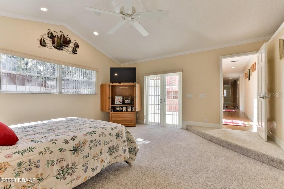 INLET OAKS - Residential