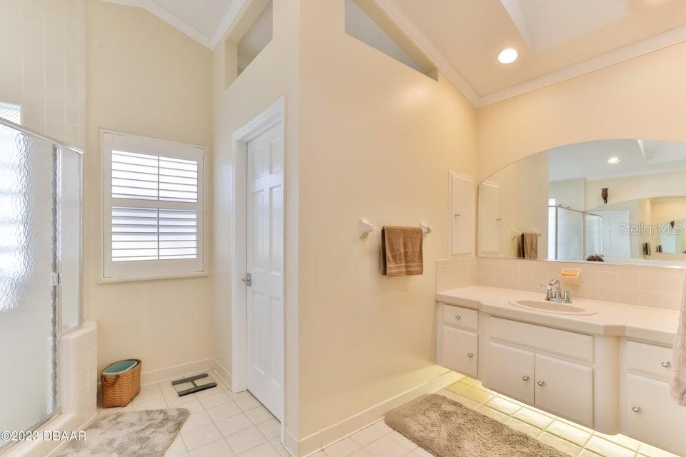 INLET OAKS - Residential