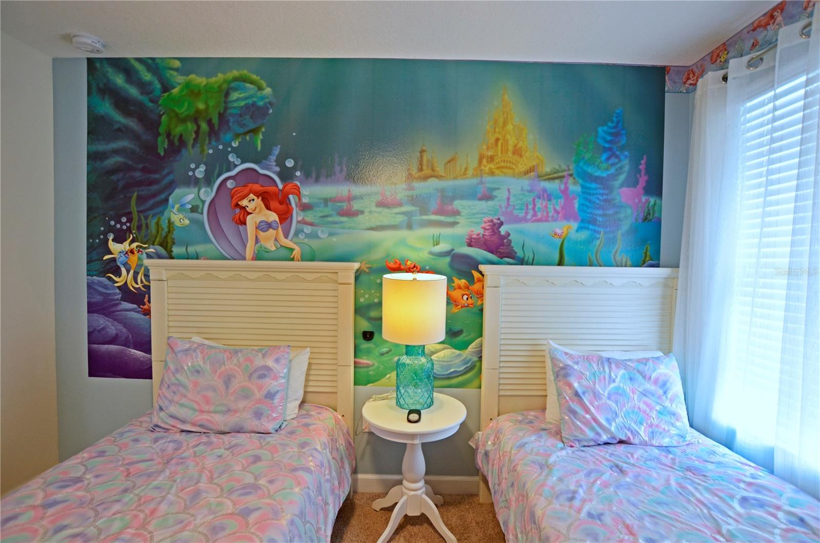 STOREY LAKE - Residential