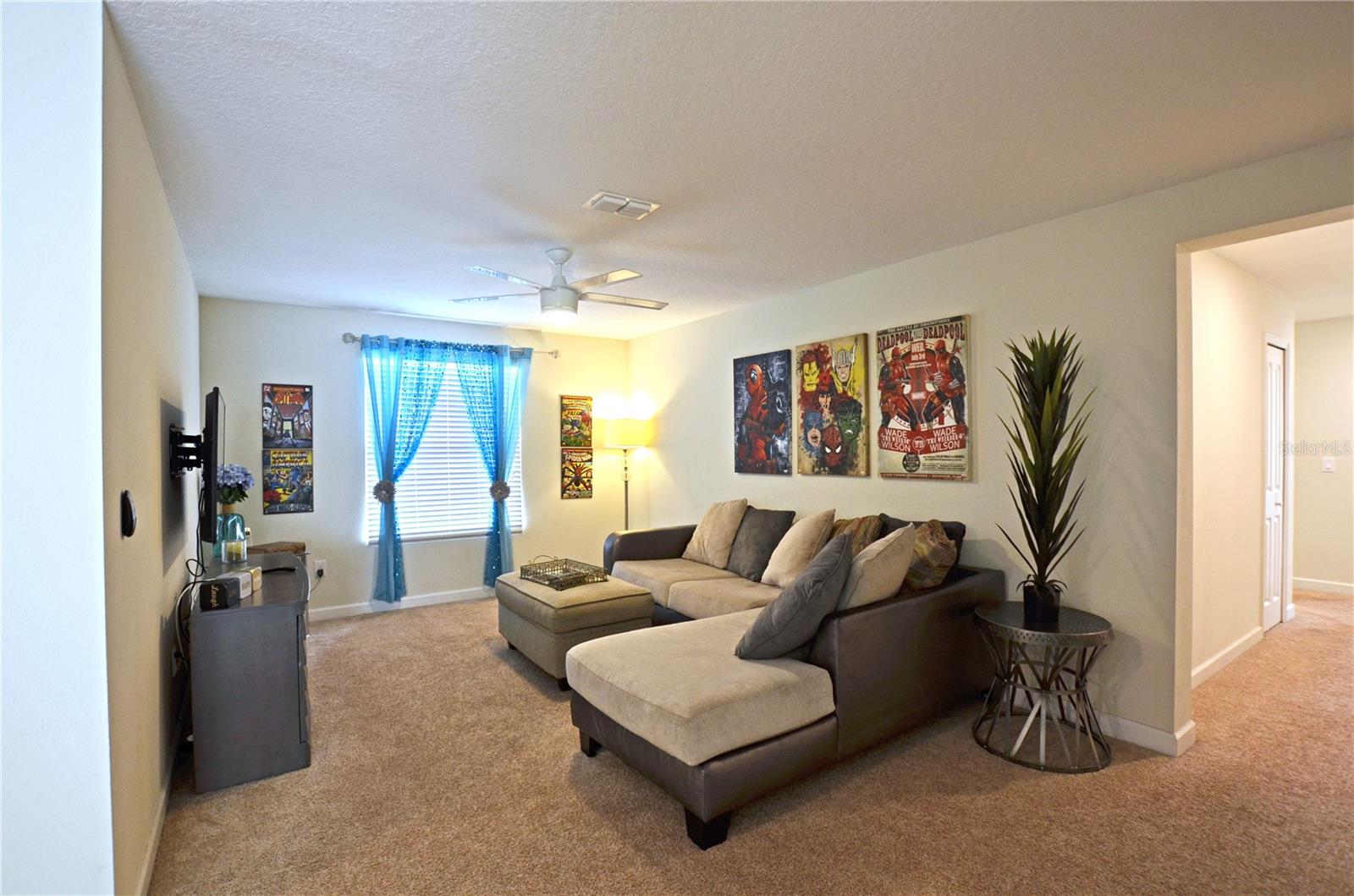 STOREY LAKE - Residential