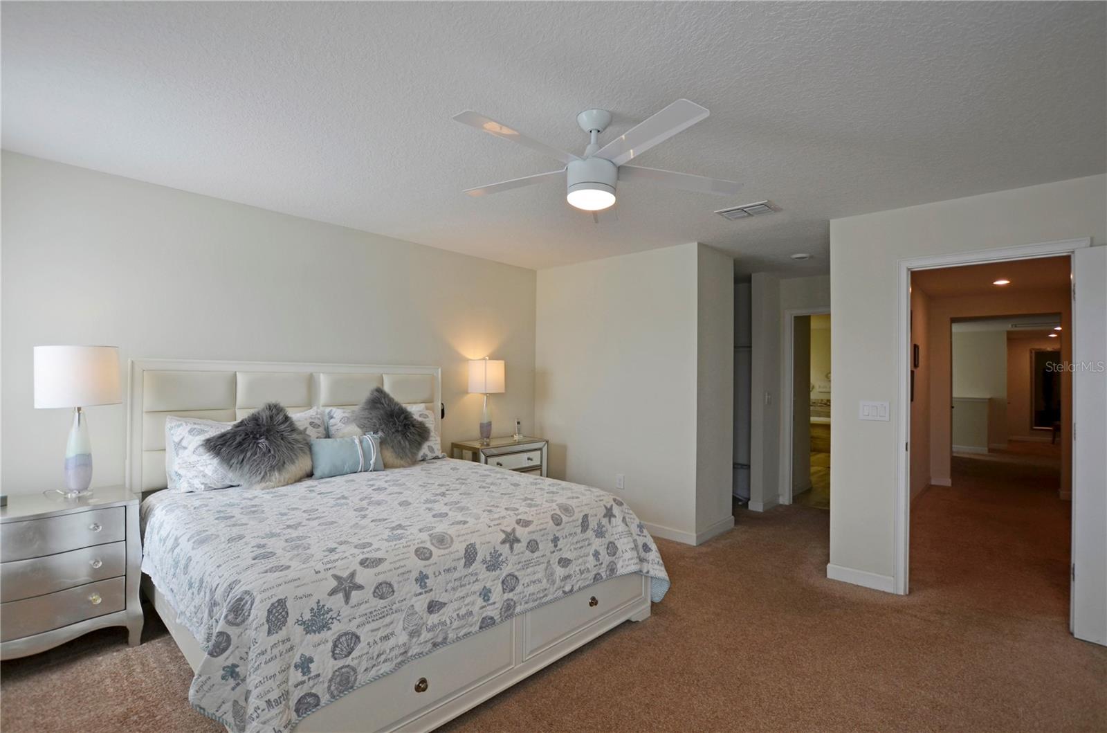 STOREY LAKE - Residential