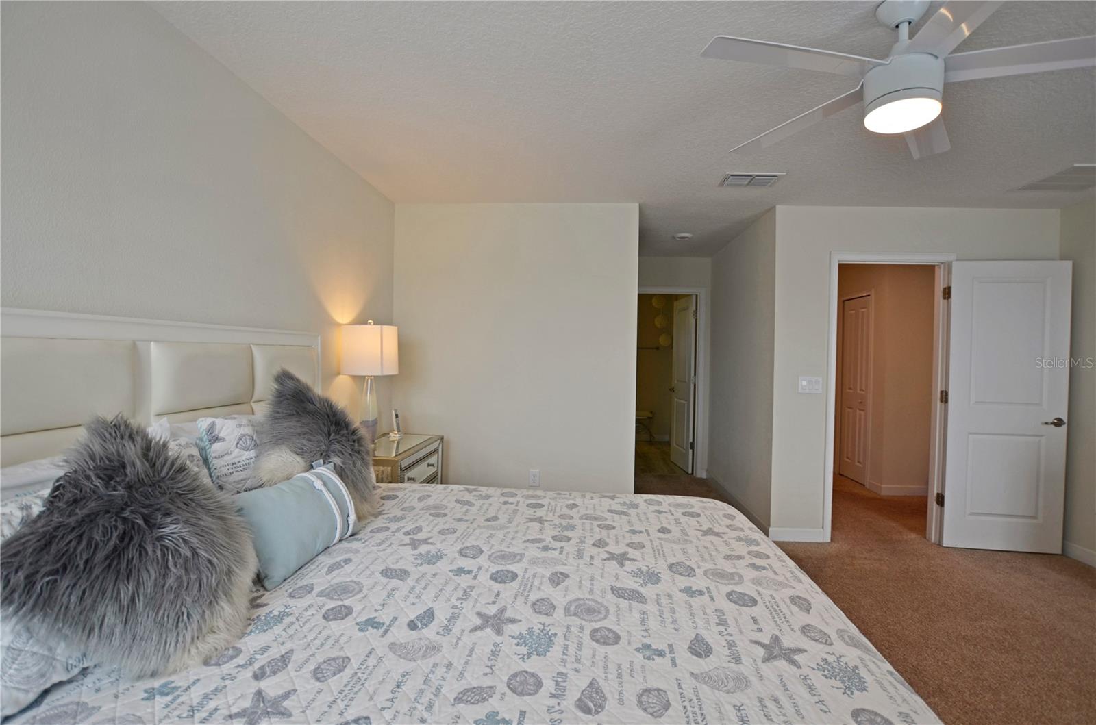 STOREY LAKE - Residential