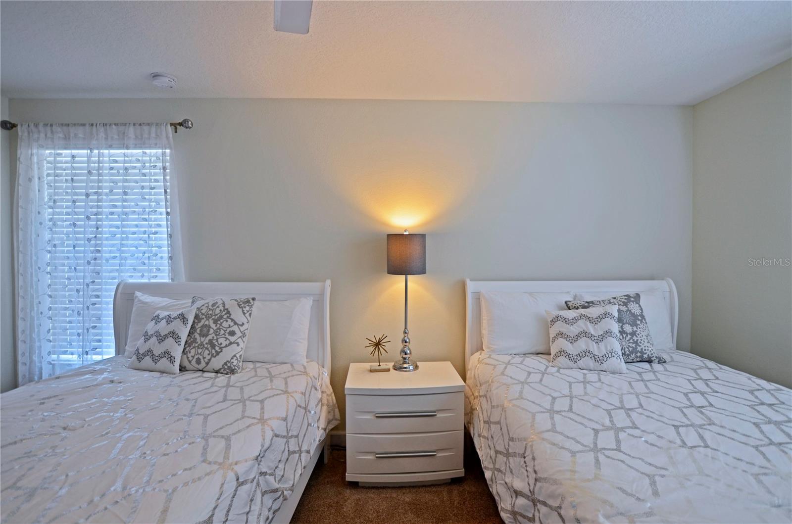 STOREY LAKE - Residential