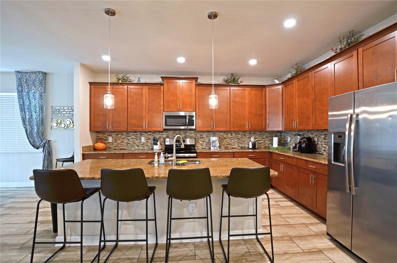 STOREY LAKE - Residential