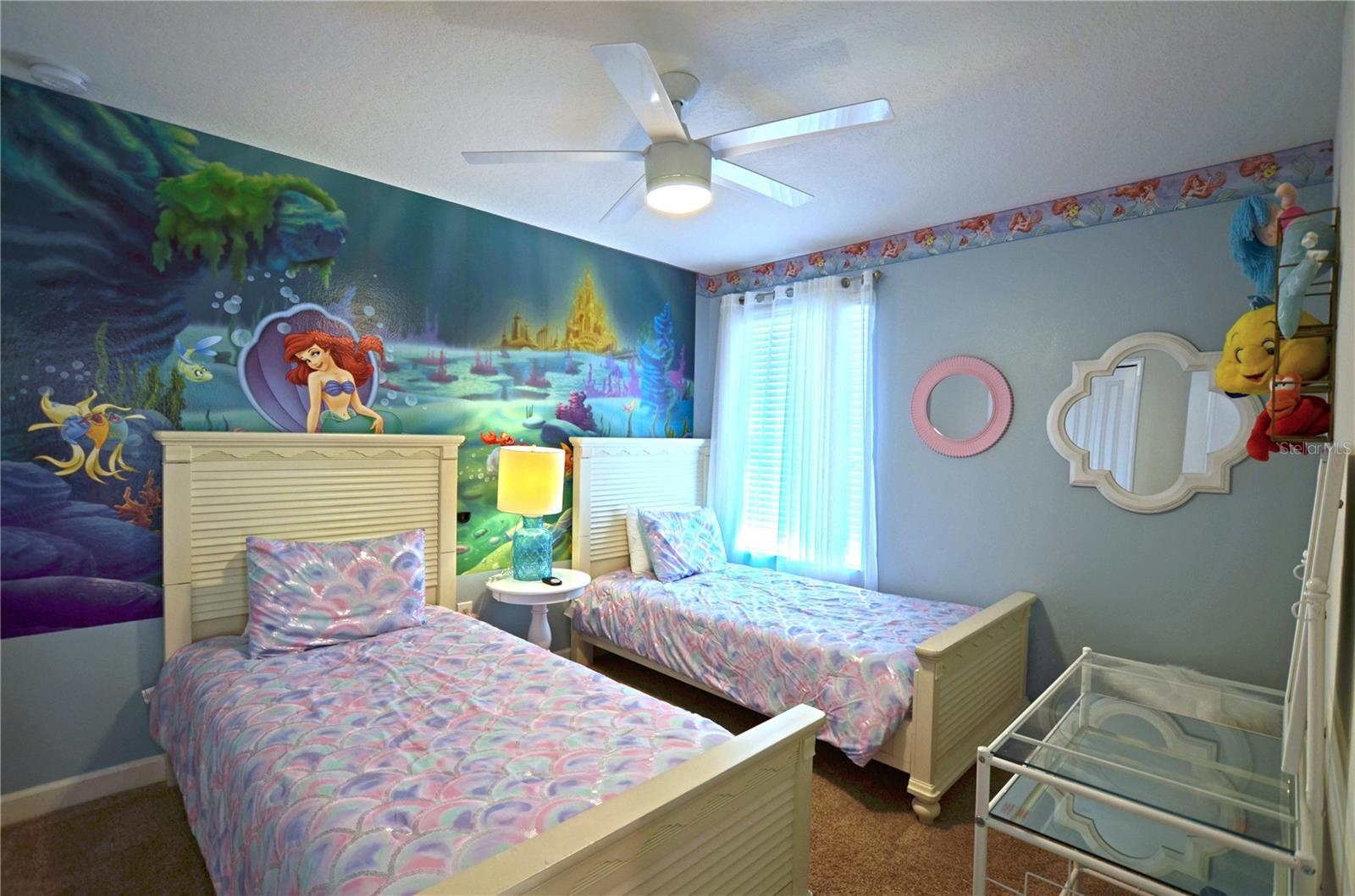 STOREY LAKE - Residential