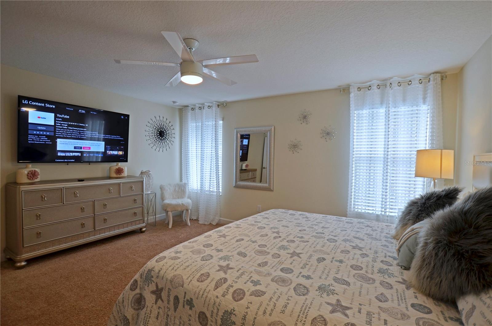 STOREY LAKE - Residential