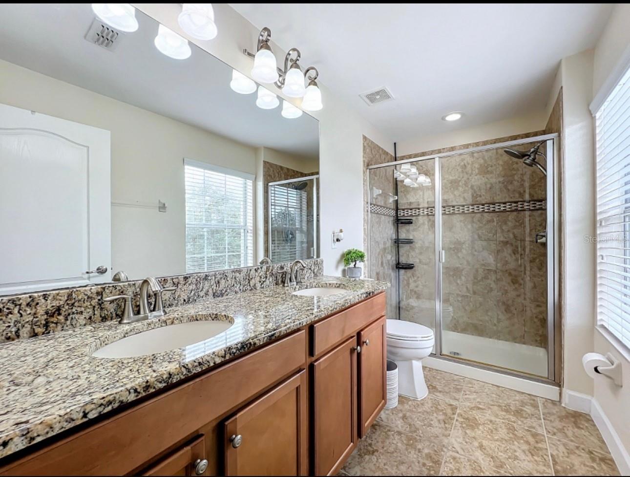 SIGNATURE LAKES PH 02 A B H I J - Residential Lease