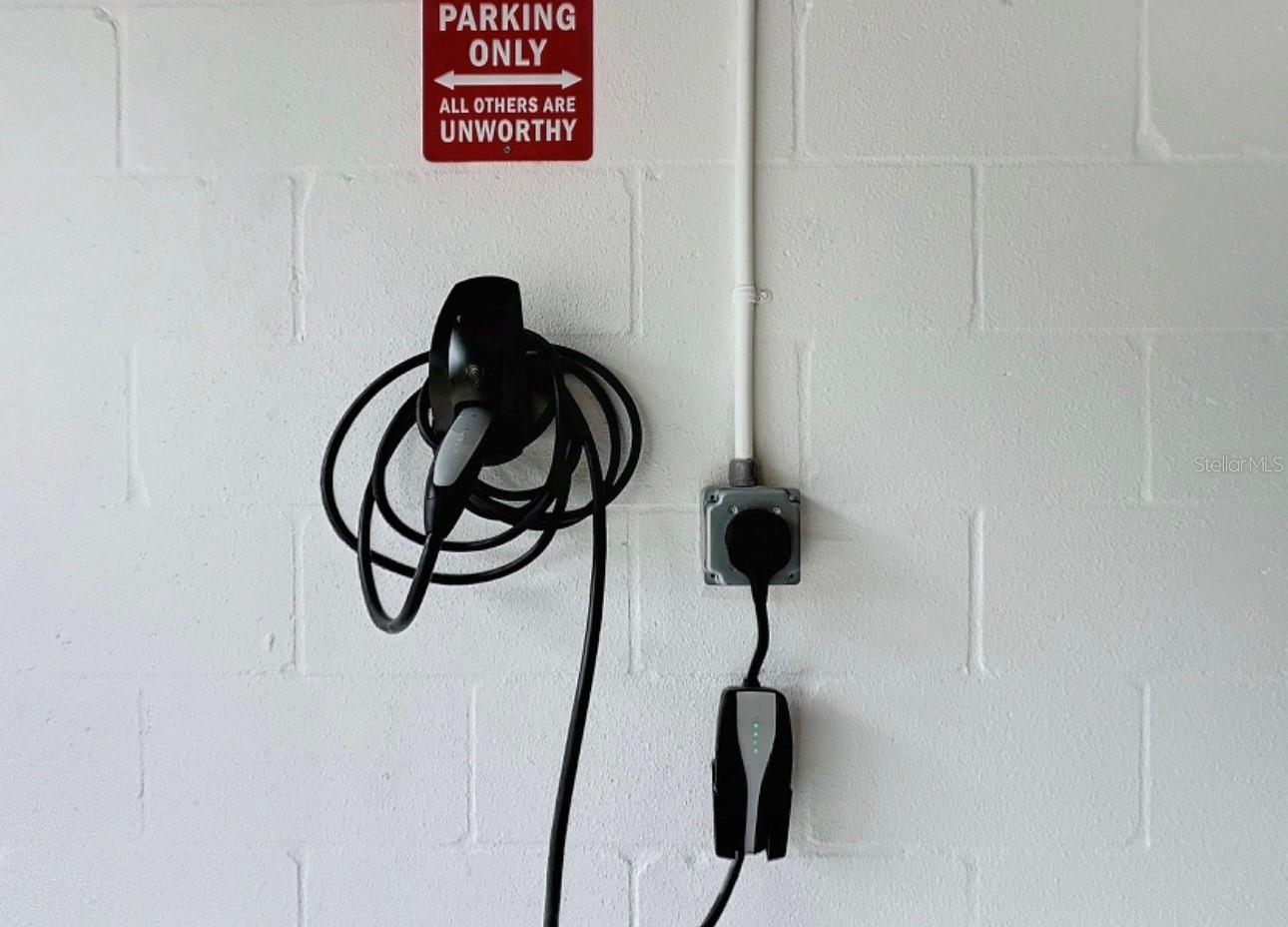 SIGNATURE LAKES PH 02 A B H I J - Residential Lease