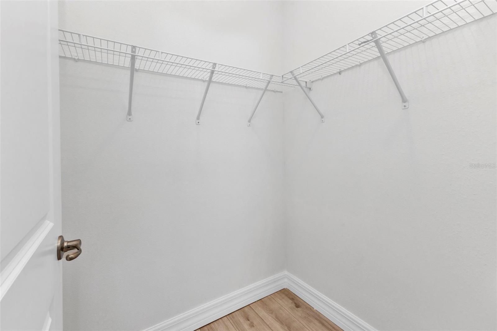 ROTONDA LAKES - Residential