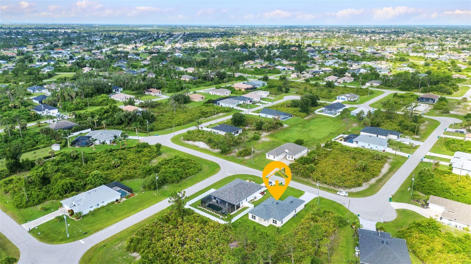 ROTONDA LAKES - Residential