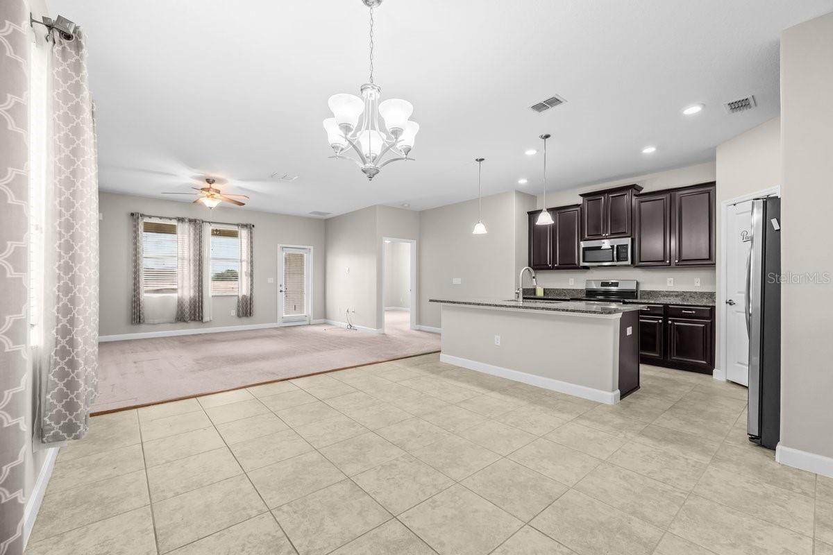 10153 NEWMINSTER LOOP, RUSKIN, FL, 33573 3 10153 NEWMINSTER LOOP