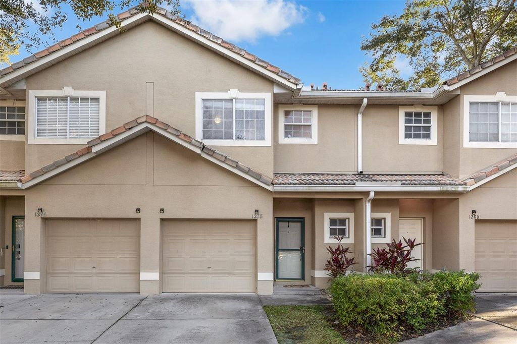 Photo of 1278 N Fairway Drive, Apopka, FL 32712 (MLS # O6387036)