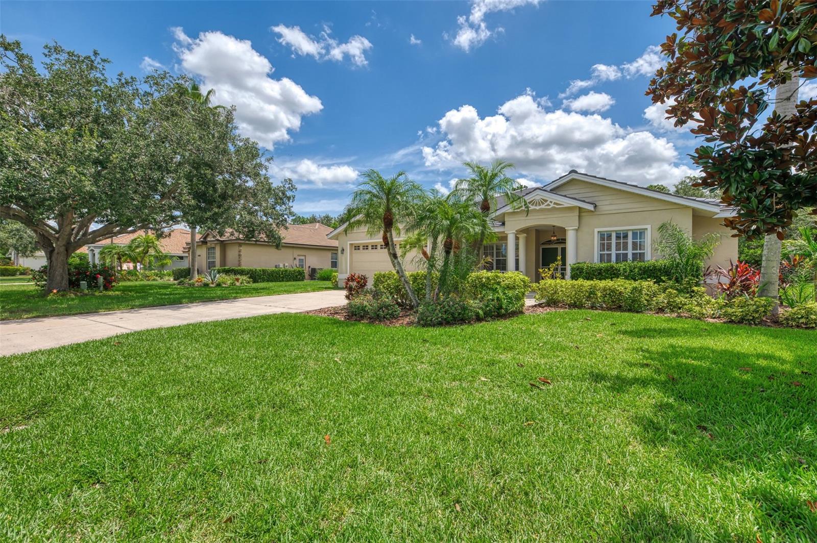 6644 BUTLERS CREST DRIVE