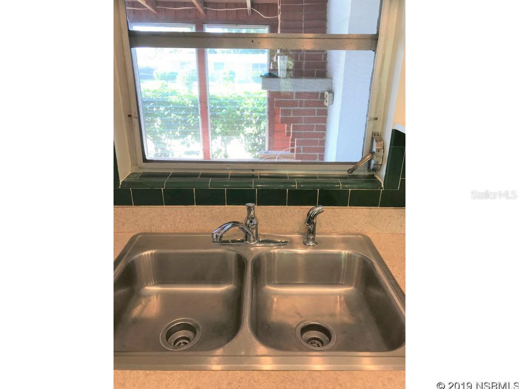 Citrus Manor - Residential Lease