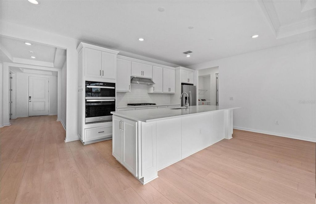 Photo of 5164 Everlong Drive, Apollo Beach, FL 33572 (MLS # TB8470033)