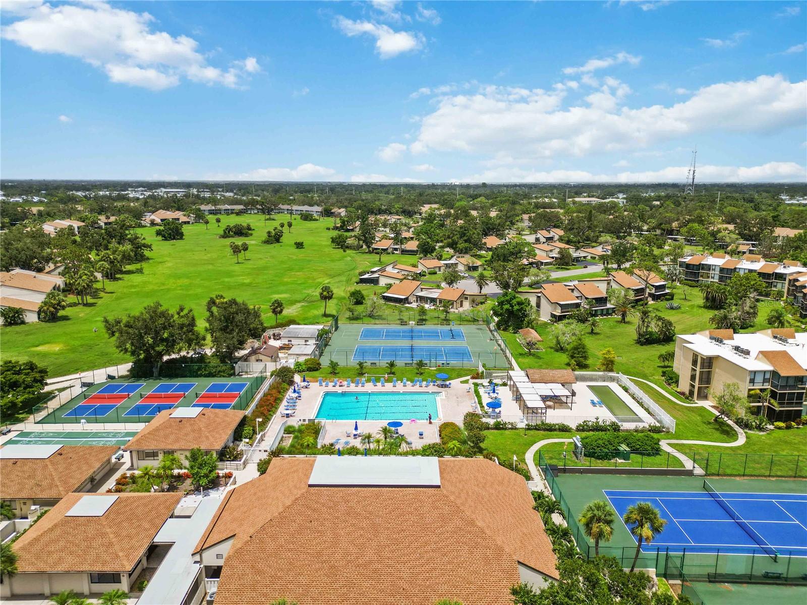 FAIRWAYS AT BIRD BAY - Residential Lease