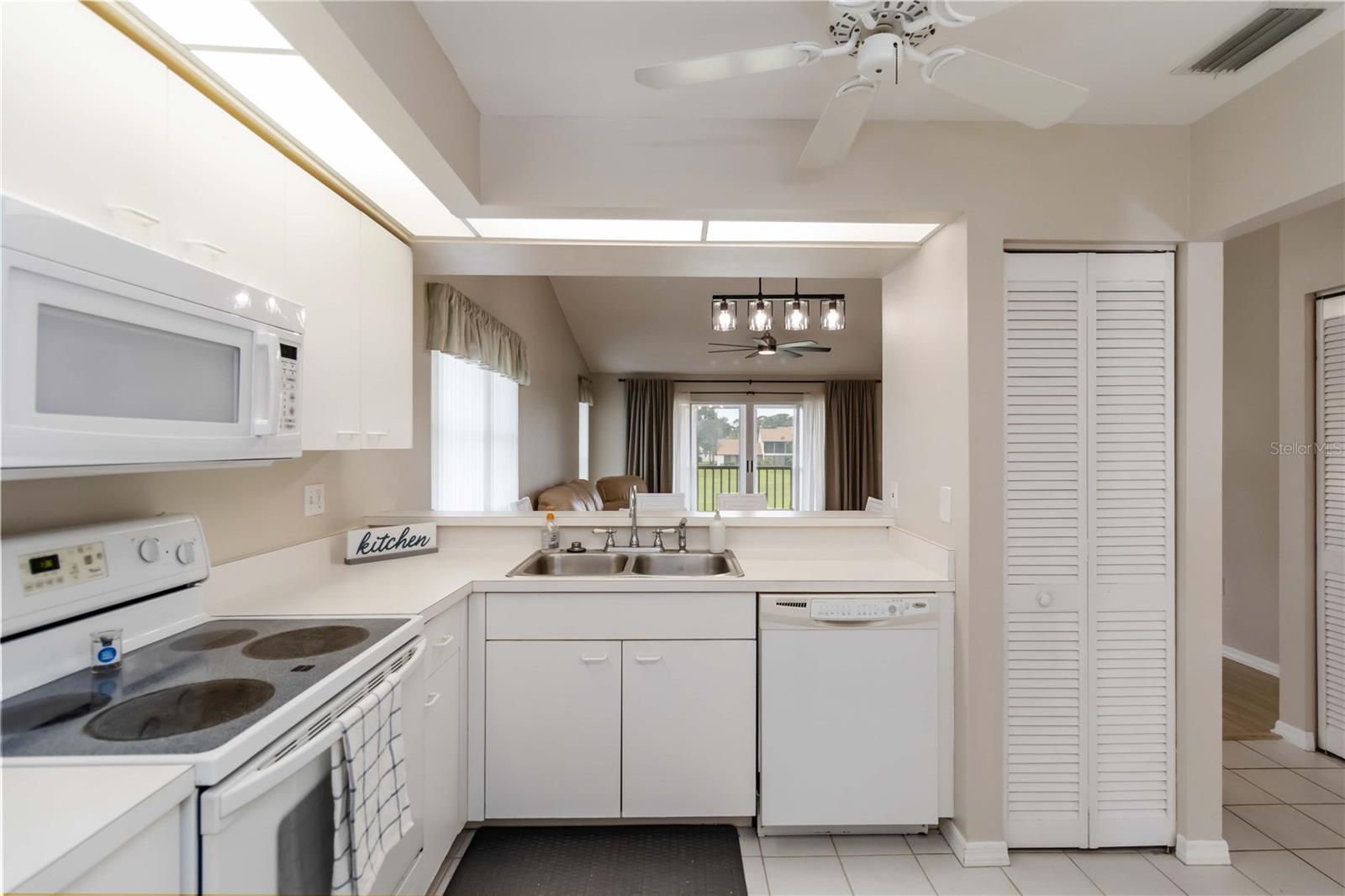 FAIRWAYS AT BIRD BAY - Residential Lease
