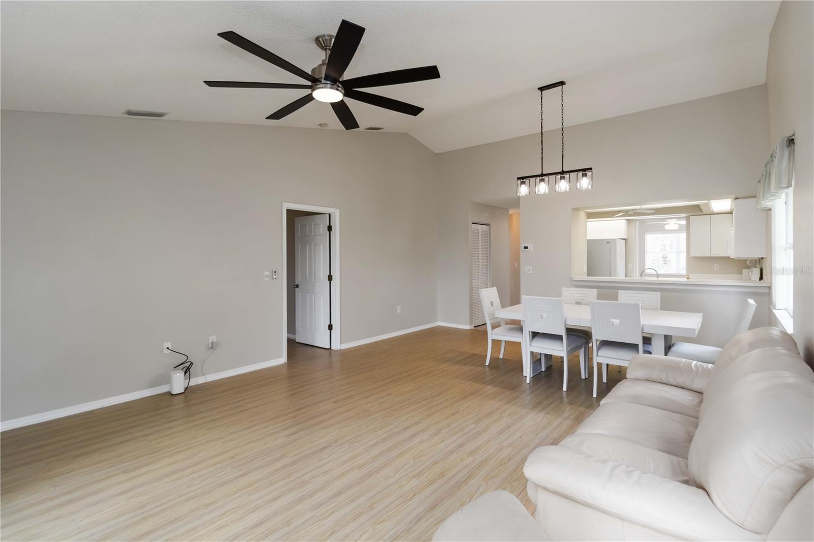 FAIRWAYS AT BIRD BAY - Residential Lease