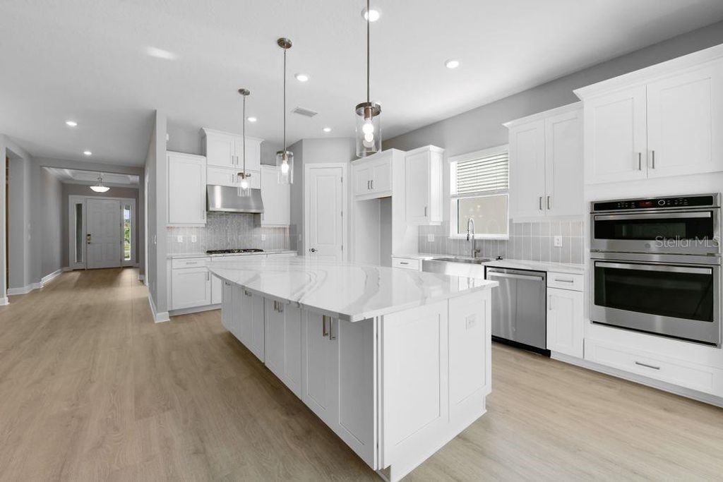 34241 - Sarasota community | Sarasota Real Estate 43 Photo of 8064 Moonbeam Avenue, Sarasota, FL 34241 (MLS # A4668781)