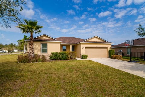 A home in PALMETTO