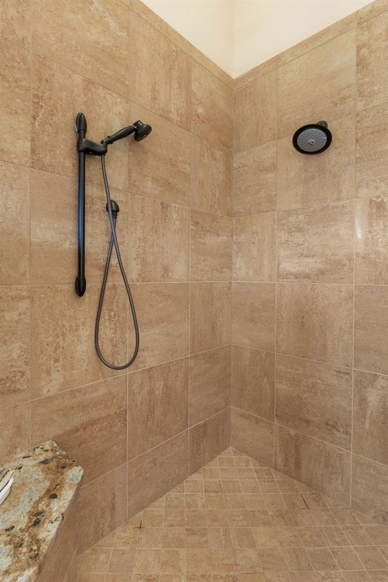 NORTHSHORE 02 - Residential