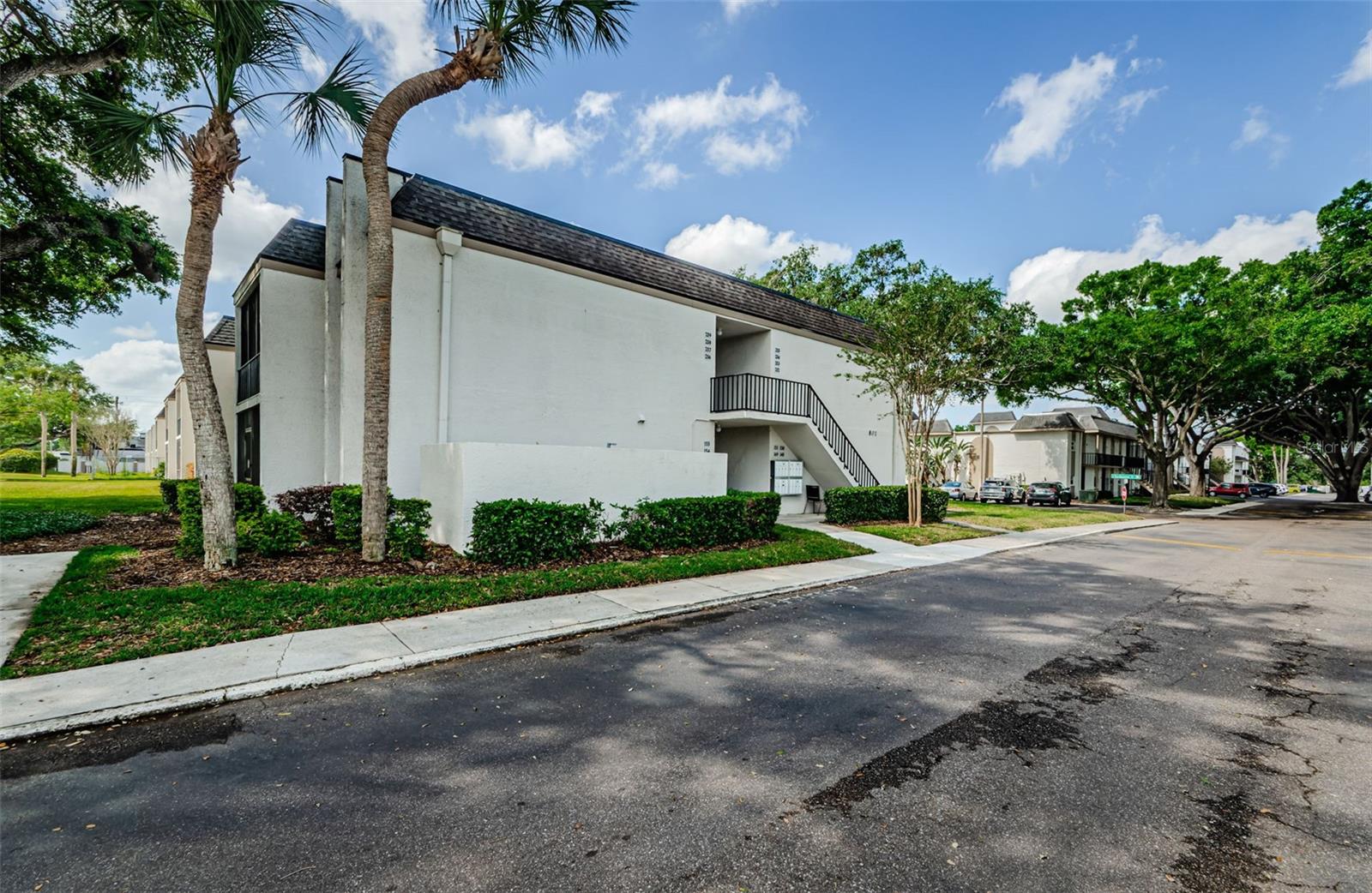 801 RUSSELL LANE 255