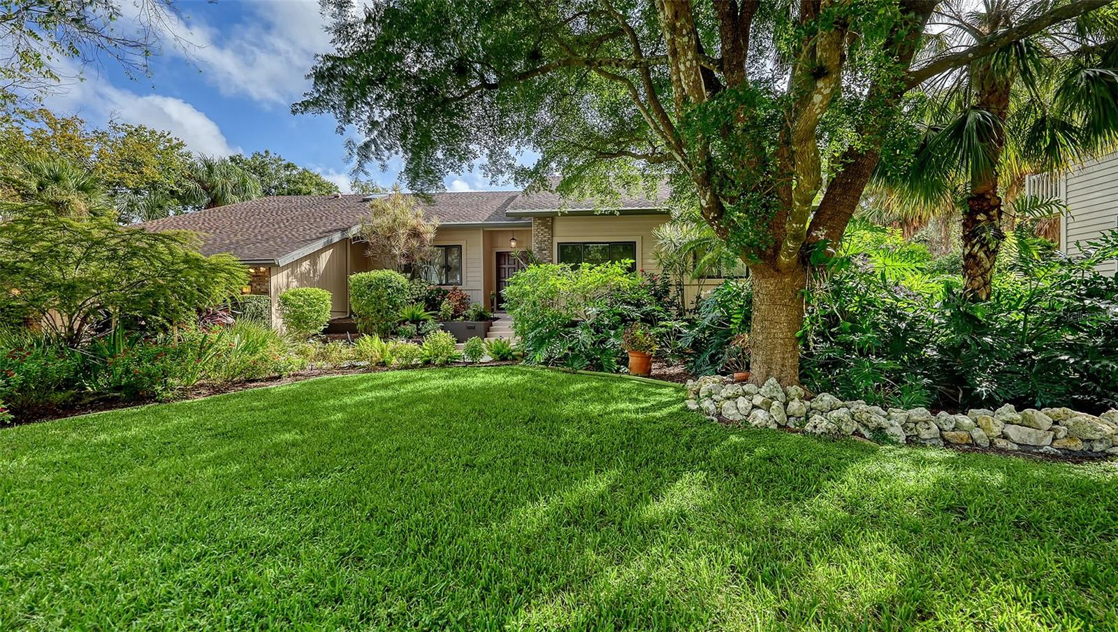 LAKES ESTATES OF SARASOTA - Residential
