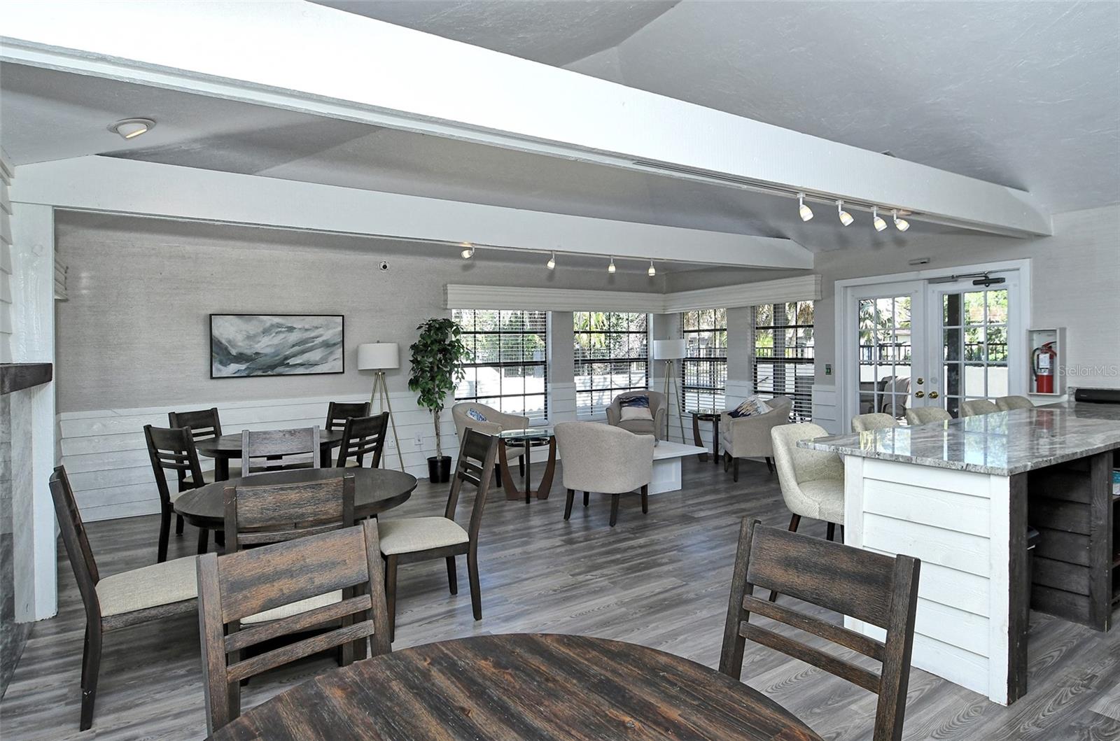 LAKES ESTATES OF SARASOTA - Residential